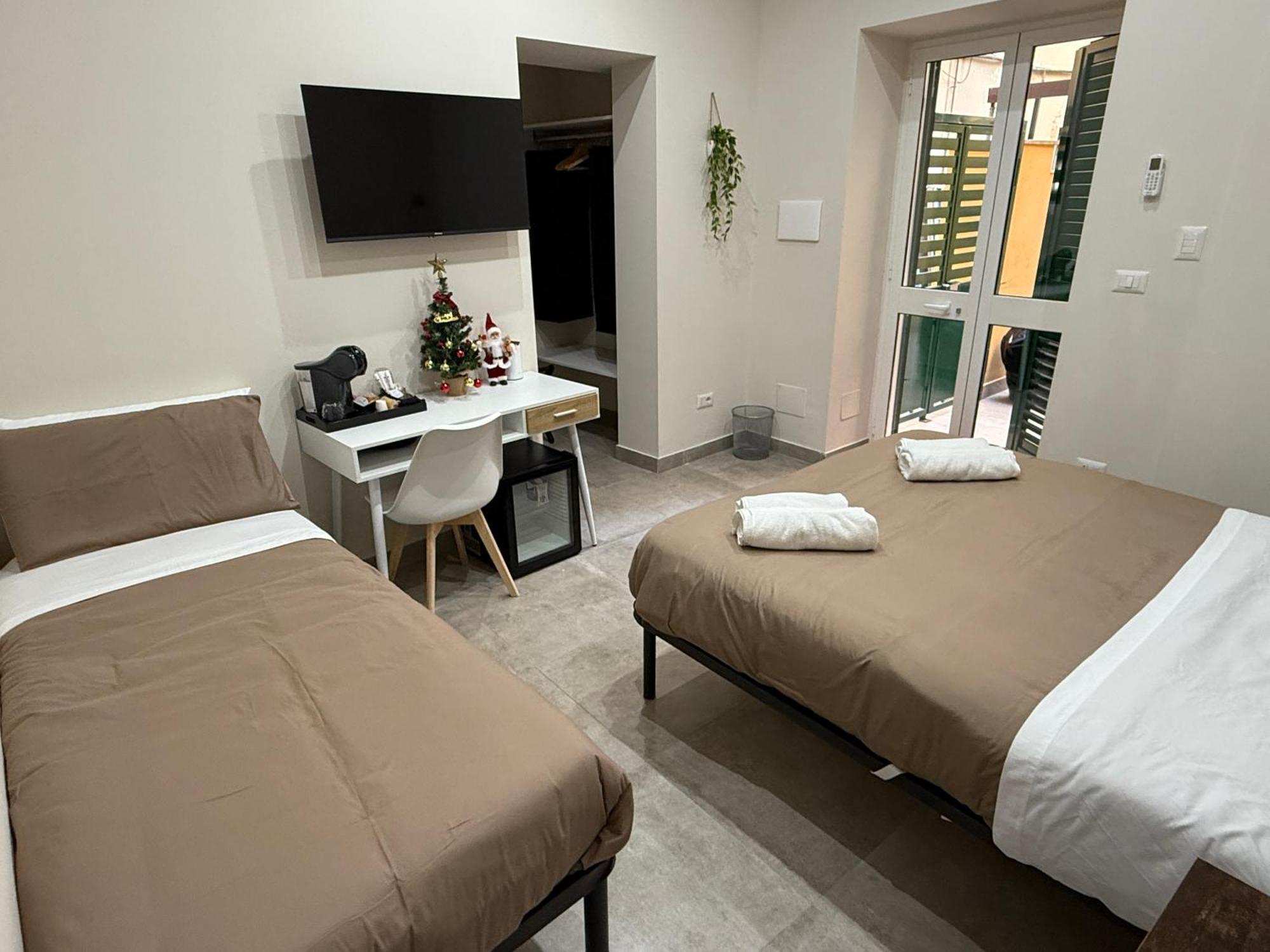 Stay In Naples - Arenaccia 211 Rooms And Suite Εξωτερικό φωτογραφία